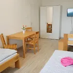 Slobi Apart Otel Štúrovo
