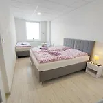 Slobi Apart Otel Štúrovo