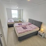 Slobi Aparthotel 3*
