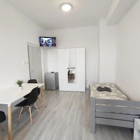 Slobi 3* Štúrovo