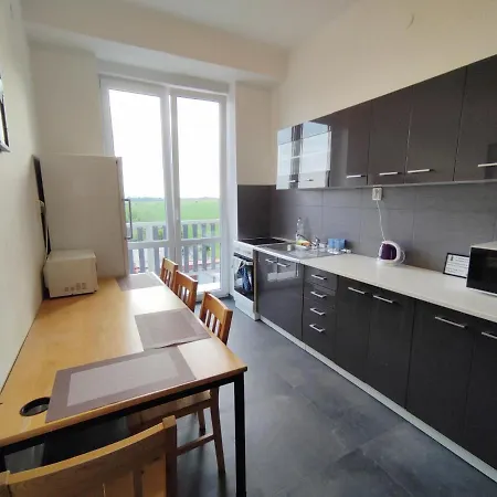 Slobi 호텔 Štúrovo