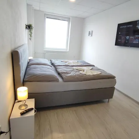 Slobi Hotel *