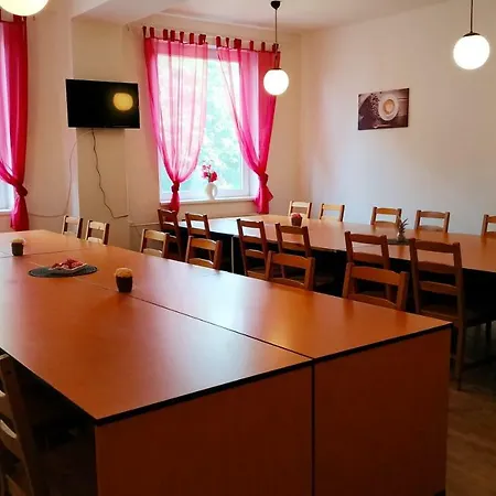 Slobi 3* Štúrovo